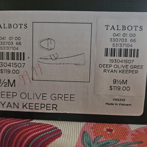TALBOTS DEEP OLIVE GREEN RYAN KEEPER 9.5 M FLAT - Picture 9 of 10